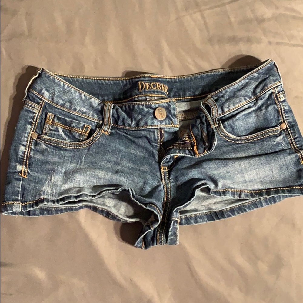 Short shorts!